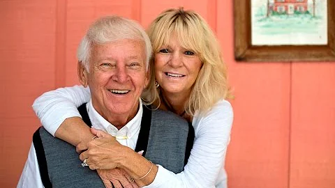 Del Ackerman and Theresa Parent talk about their u...