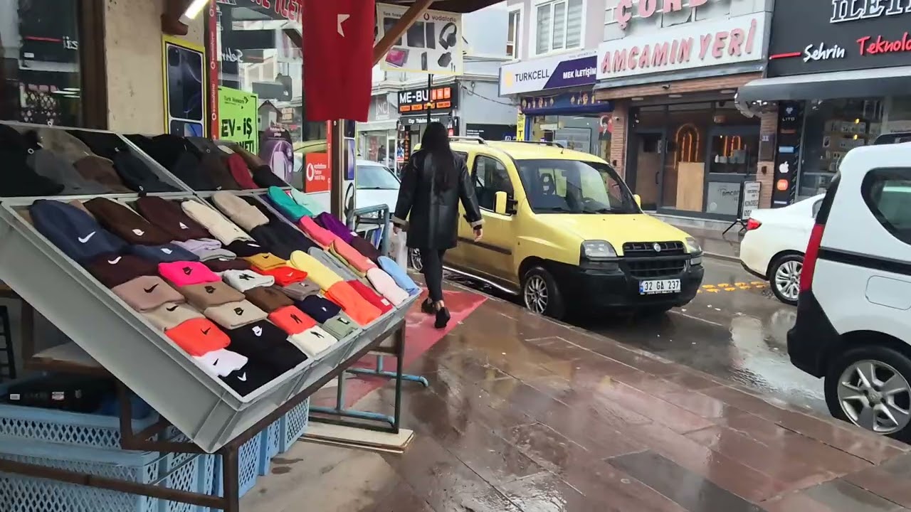 Yağmurlu Bir Havada Akşehir Sokakları 
