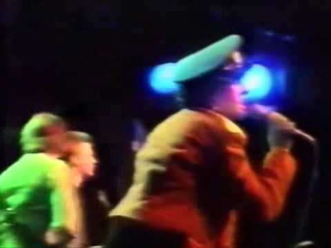 Poly Styrene And X-Ray Spex - I Live Off You