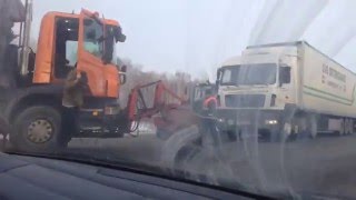 Последствия ДТП на трассе Омск-Новосибирск