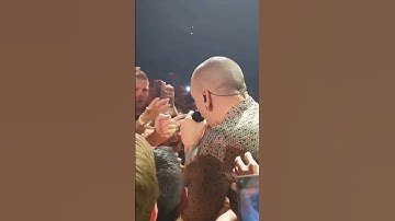 Very last Performance of Chester!💔 Crawling - Linkin Park 2017