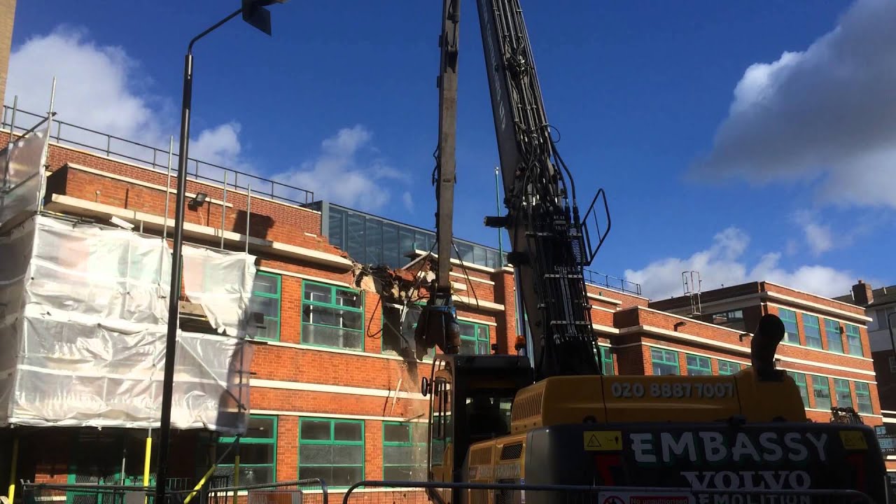 65 Maygrove Road demolition   21 Feb 2014