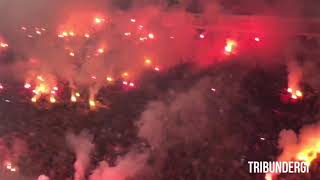 Galatasaray tribünlerinden açık idmanda: 'Çocukluk aşkımsın...' #FBxGS Resimi