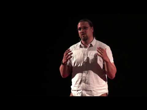 असल छिमेकीहरू, प्रकोपमा पहिलो प्रतिक्रिया दिने | पिटर हास | TEDxQuito