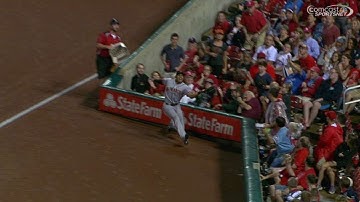 SF@STL: Maxwell makes catch, slams into wall