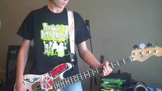 (White Man)In Hammersmith Palais (by The Clash) bass cover re-do