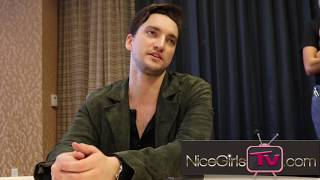 Richard Harmon Teases John Murphy's Look & More in the Next Season of The 100