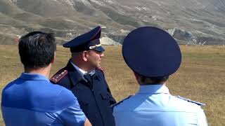 Скачки в Хунзахском районе 23.09.2017  в честь муфтия Дагестана,шейха Ахмад-Афанди 1 заезд 3 кругов