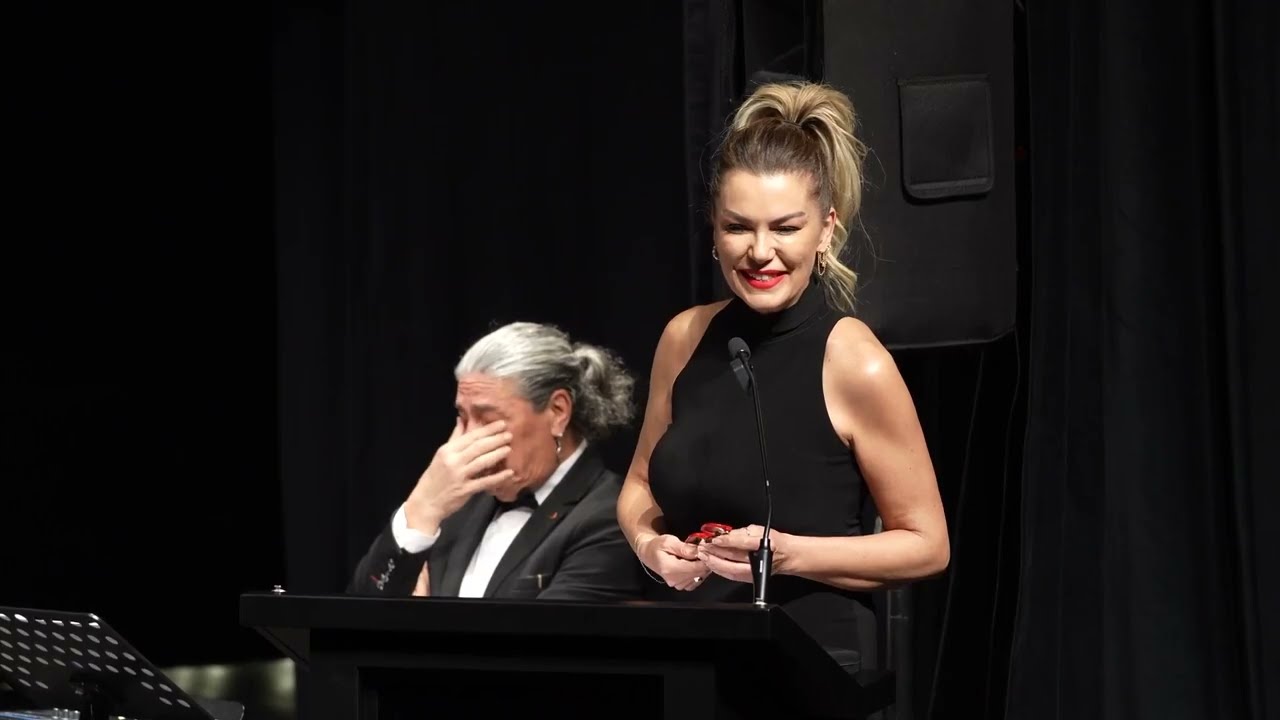 Gönlümüzdeki Şarkılar - VISIOTT Sanat