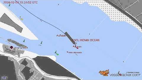 CSCL Indian Ocean running aground on Feb 3rd, 2016 on river Elbe