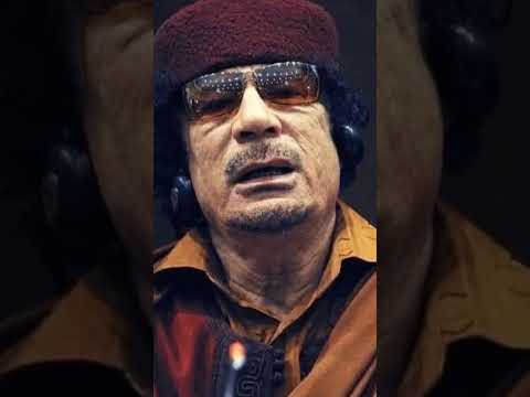 معمر القذافي يمزق كتاب ميثاق الامم المتحدة الجزائر حزب البعث صدام حسين صدامي