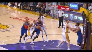 Derrick Rose Finishes an 8-for-8 Run with a Nifty Move Inside | 12.11.16