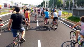 Il Bike Pride 2016 entra nel tunnel di Piazza Statuto a Torino