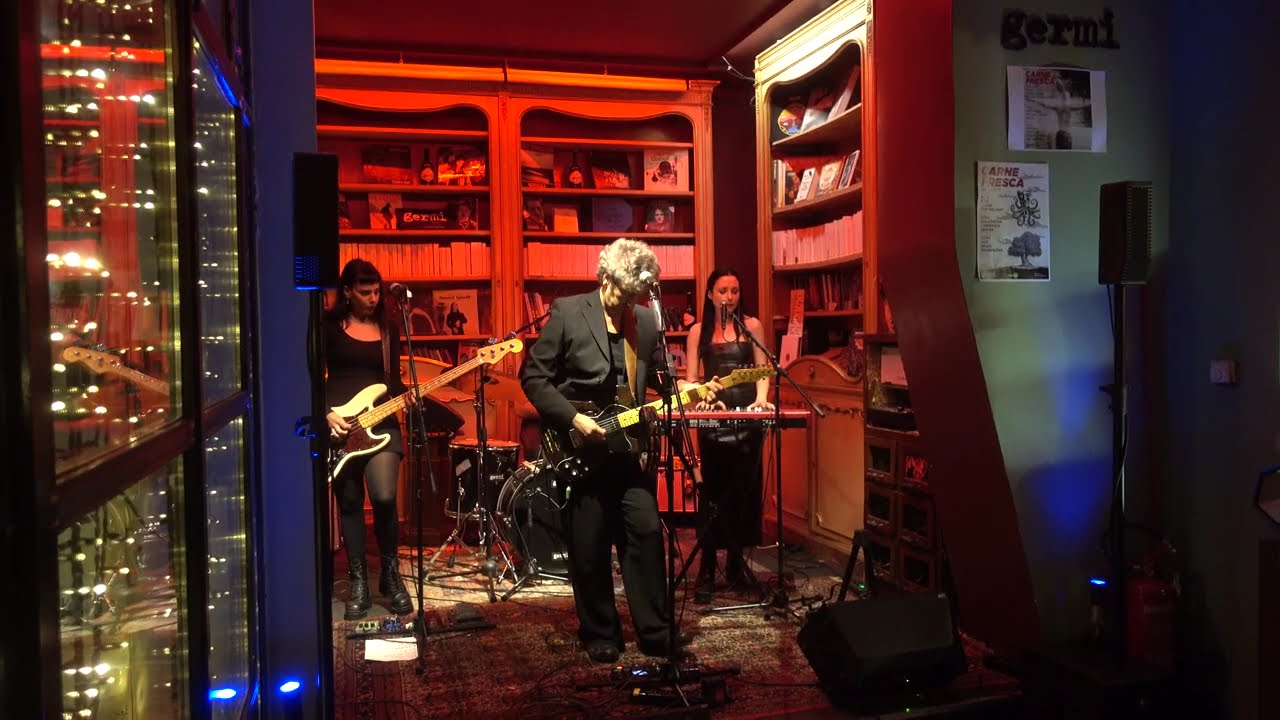 GIUDA MIO FRATELLO suona 