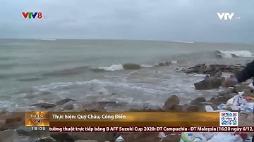 Triều cường gây sạt lở hàng trăm mét bờ biển ở Quảng Ngãi | #VTV8 (6/12/2021)