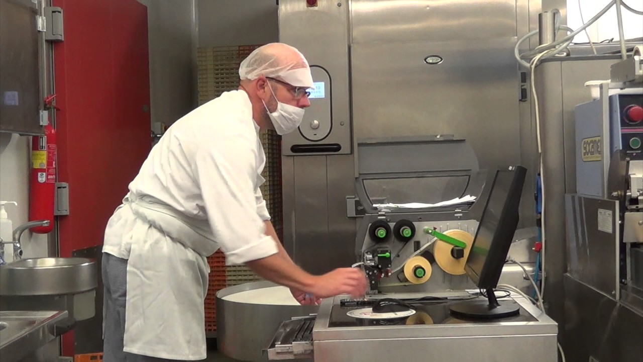 Témoignage Cuisine centrale Chateau Renault - YouTube