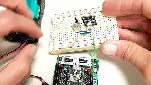 Selectable LED Flashlight with Single Pole, Double Throw SPDT Switch