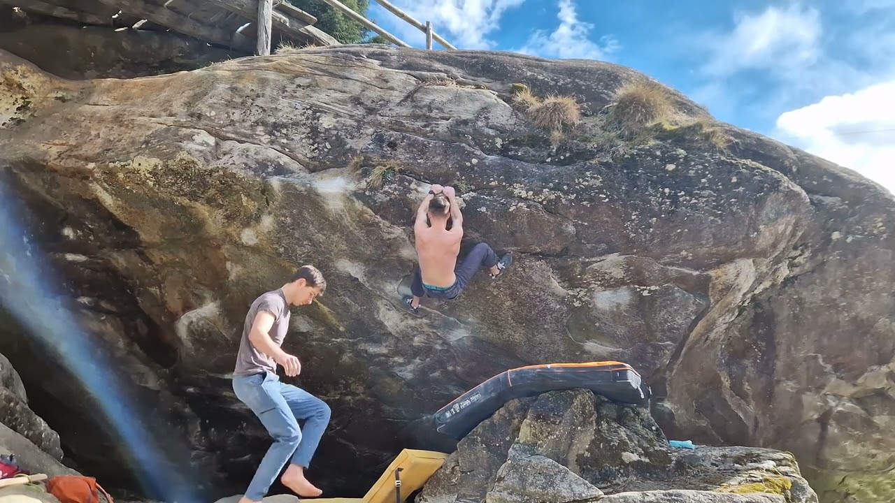 Fake Pamplemousse - 8a - Brione