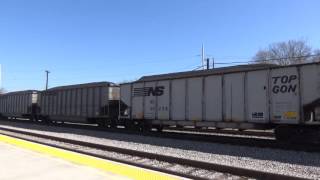 NS 820 Bridge 5 in Norfolk lead by NS 9422
