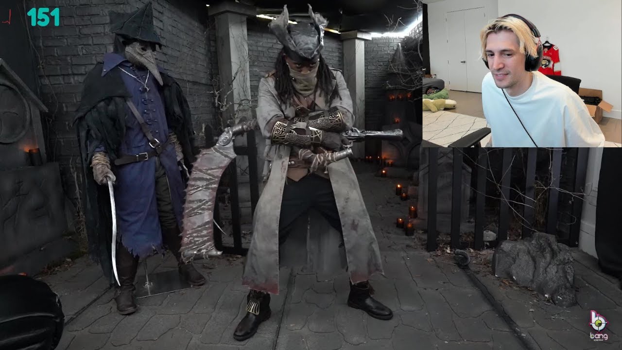 xQc Shocked by Kai Cenat Transforming his Room for his Bloodborne ...