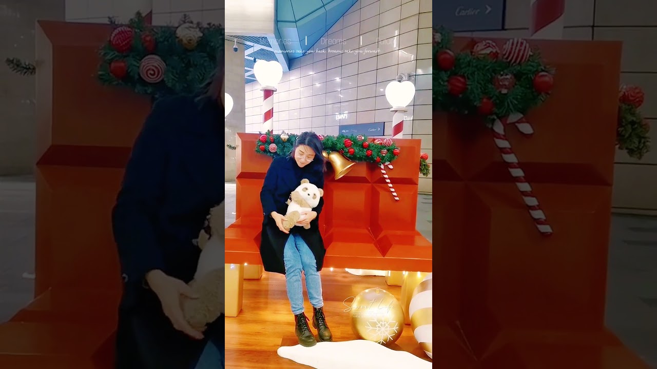 Wear your panda backpack, and you'll be the trendiest person on the street. 