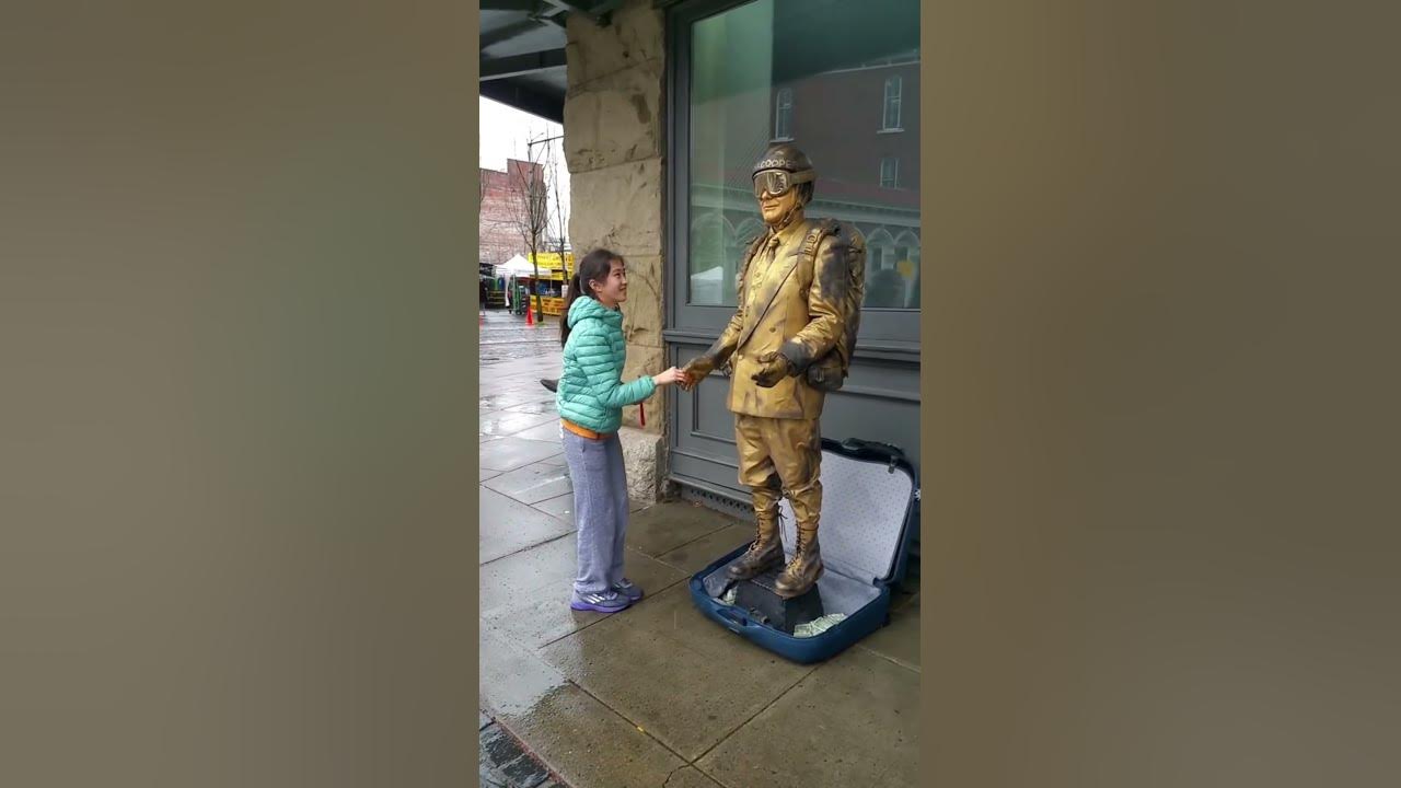 Watch This Statue Come to Life in a Hilarious Prank! prankpranks