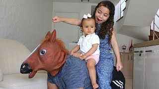 Upa Cavalinho - Brincando De Cavalinho Com O Papai - Gabriela Almeida