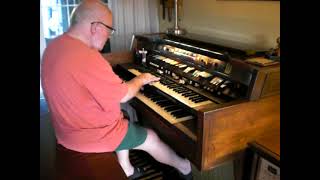 Mike Reed plays 2 fab Ballads for a Summer night, on the Hammond Organ