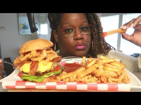 how-is-it-living-in-quarantine?-crispy-onion-bacon-cheeseburger-mukbang-recipe-cooking-sounds