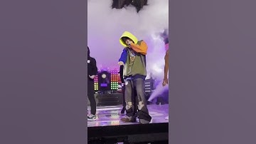 even the security guard was dancing and vibing#jhopebts #shorts