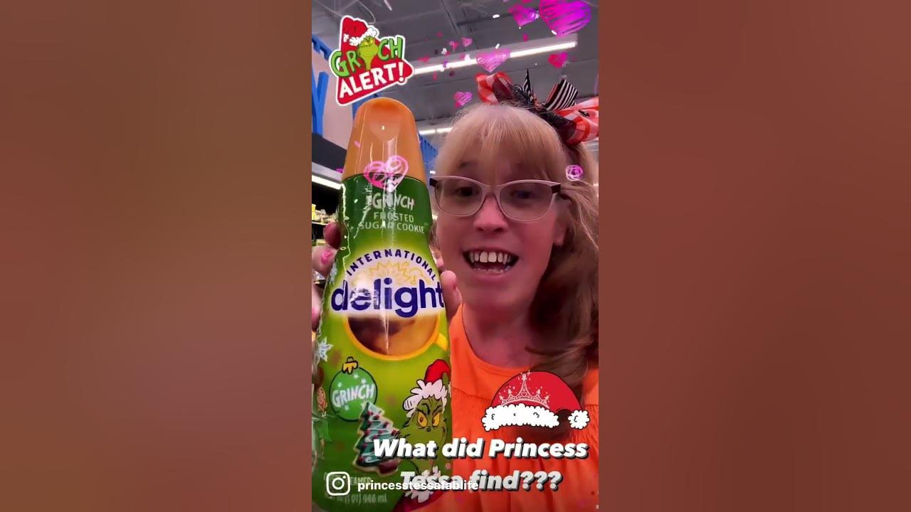 I tried the Grinch gingerbread cookie dough creamer in my iced