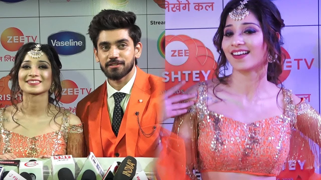 Zee Rishtey Awards 2019: Vrushika Mehta & Avinash Mishra Attend Red