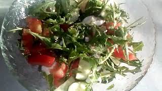 Салат с рукколой. Салат с рукколой.