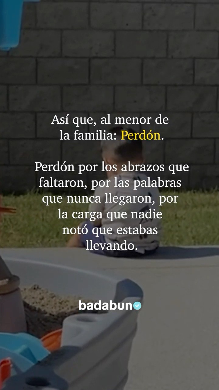El hijo menor aprendió a ser fuerte en silencio ❤️‍?
