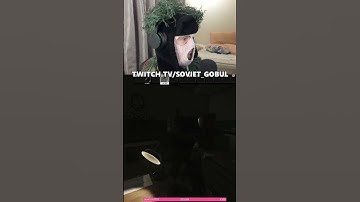 I GOT JUMP SCARE BY A PLAYER SCAV 😂😂😂 #escapefromtarkov #tarkov #funny #scared #shorts