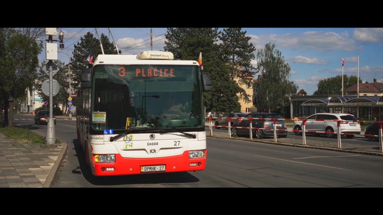 Czech Republic, Hradec Kralove, trolleybus 3 ride from Škola SNP to Kukleny Albert