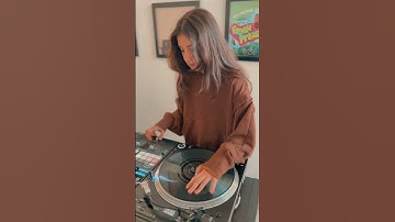 Thumbnail of Mobb Deep - Quiet Storm (Scratch version by Dj Michelle)  🎚️🔪🔪🔪  #djmichelle #bestdj #dj