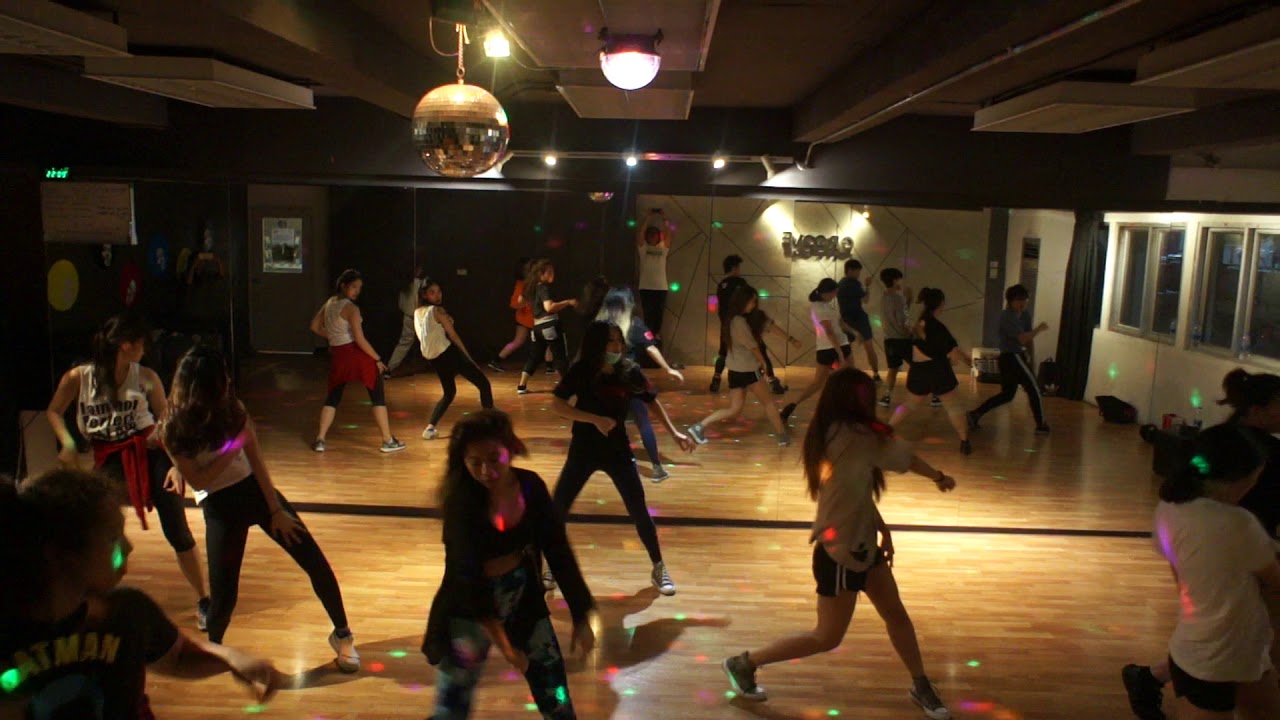 Pop Rox Dance Class Groove Studio:walk in class