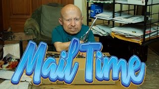 Lots of Fan Mail! | MailTime #7 Unboxing with Verne Troyer