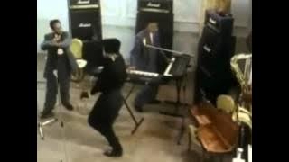 Loose Ends - Slow Down