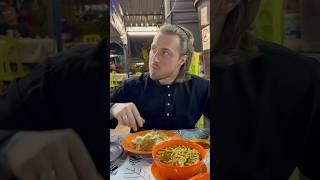 Mat saleh (stranger) asked me 🗣️ “what’s best to eat”❓during dinner  in Kuala Lumpur 😋🇲🇾