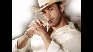 Video thumbnail of "y sigues siendo tu - rogelio martinez"