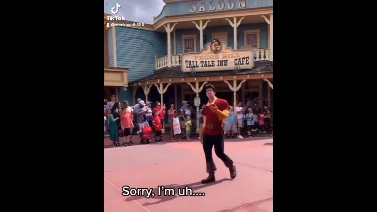 girl gets roasted by gaston meme