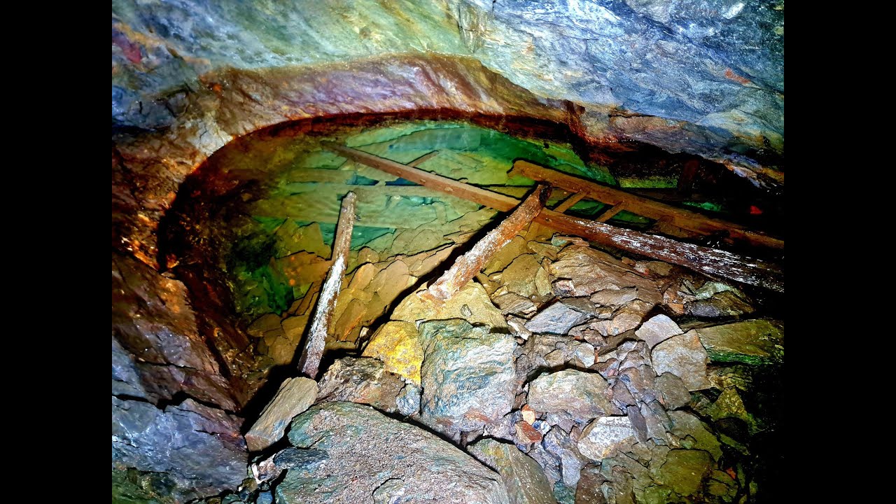 Bývalý historický patrový a velmi nebezpečný důl - Galbytour 2025