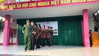 Cô gái mở đường - Cô ba Sài Gòn