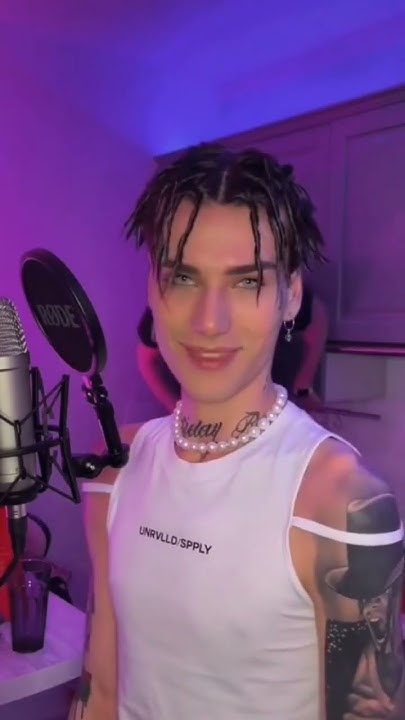 @Xolidayboy___ - YouTube