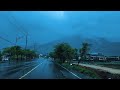 4k rain drive conduire sous la pluie sur une route de campagne boise route forestire rurale