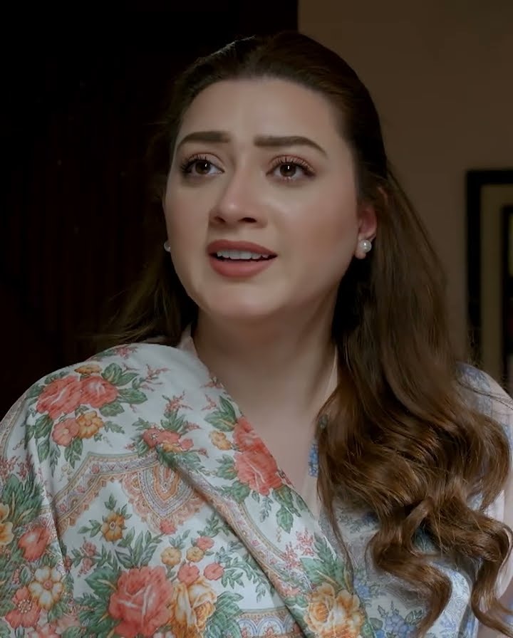 Tum Sirf Bakwaas Karti Ho ? #mominaiqbal  #shorts