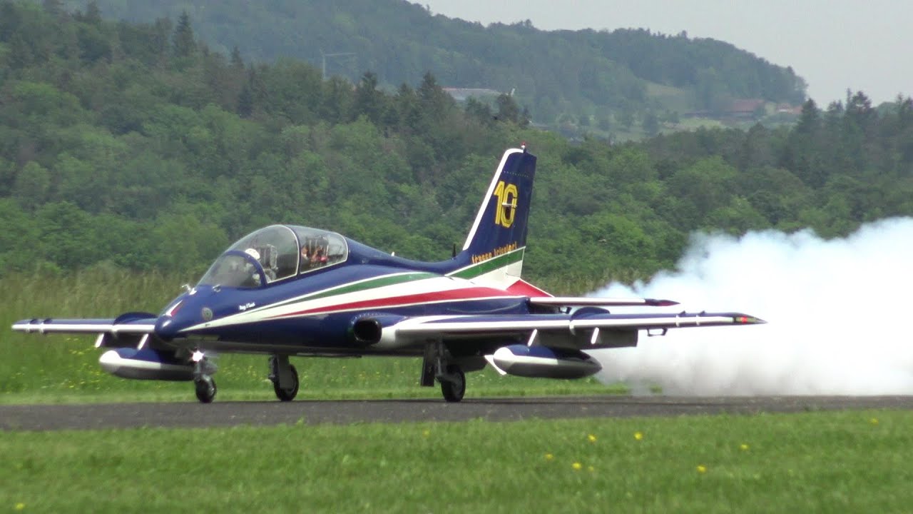 MB-339 AERMACCHI RC SCALE TURBINE MODEL JET