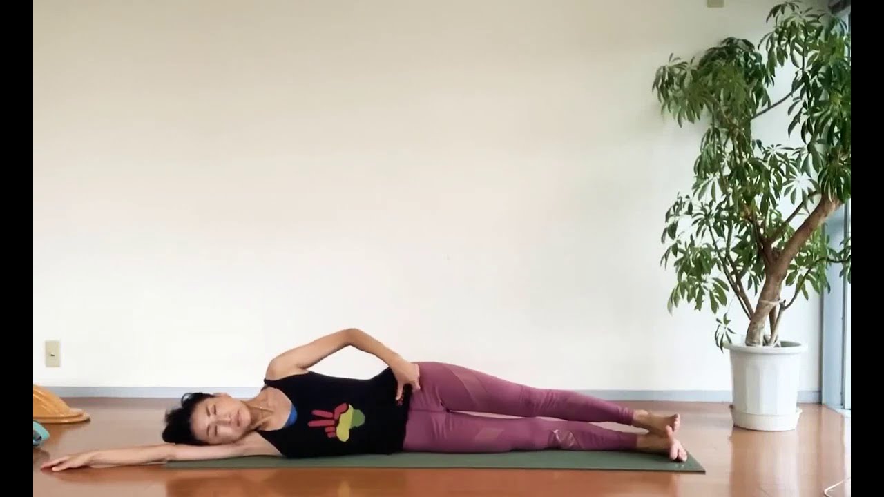 Side-Reclining Leg Lift (Anantasana)